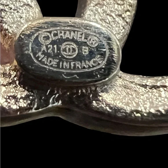 CHANEL Jeweled Hair Clip